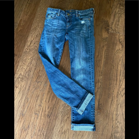Kut from the Kloth Denim - 🍁Kut From The Kloth Boyfriend Distressed Jeans.